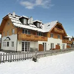 Haus Aineckblick 2 *