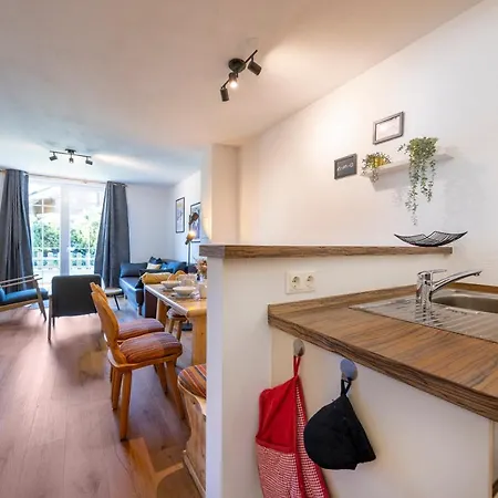 Apartment Haus Aineckblick 2 *
