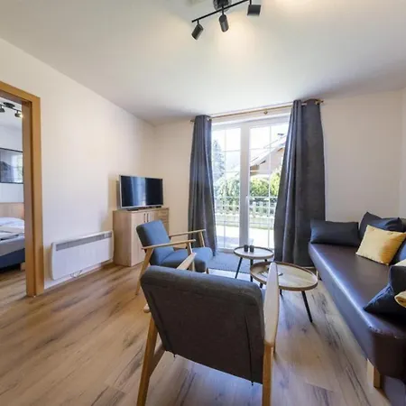 Haus Aineckblick 2 Apartament